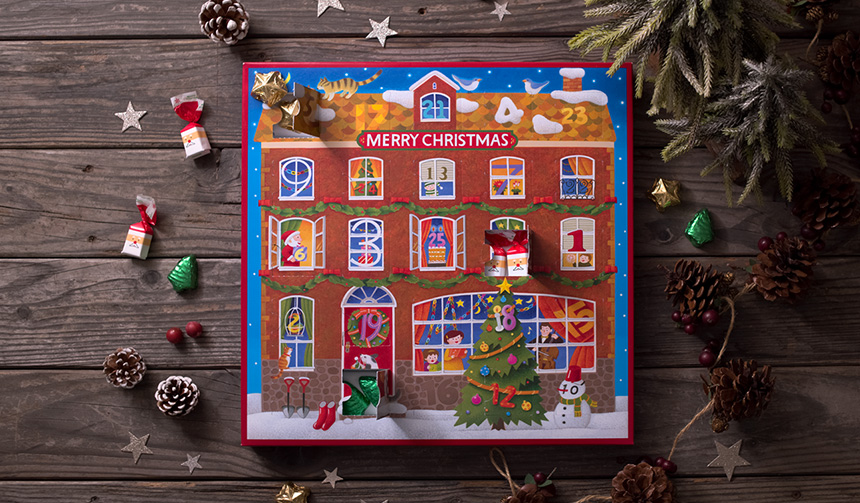 甘小さなお菓子が入った「ホリデースイートカレンダー」で、クリスマスまでカウントダウン！