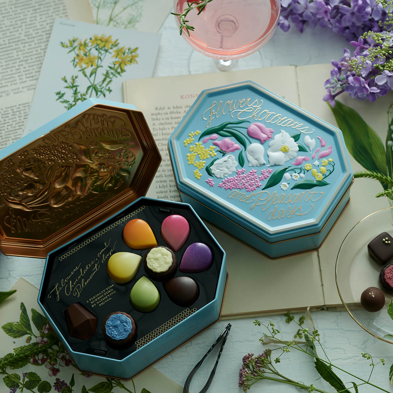 フラワリーカン